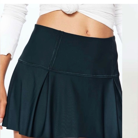 SUBM LULULEMON LOST IN PACE SKIRT - - Size4 - Picture 1 of 9
